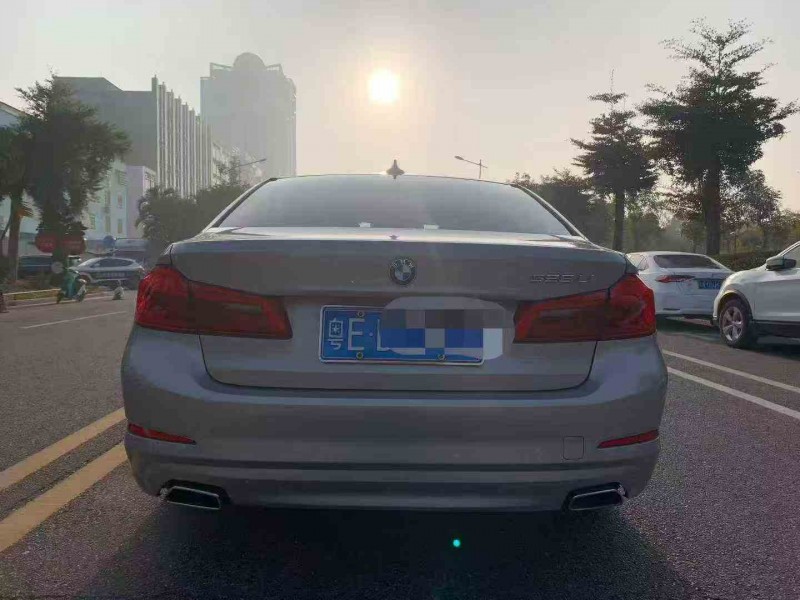 湛江18年宝马5系9