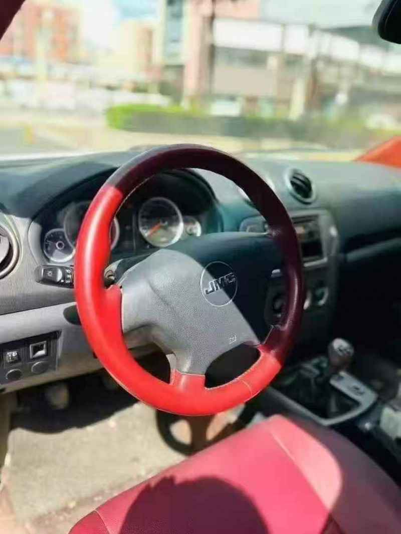 广州15年江铃域虎7