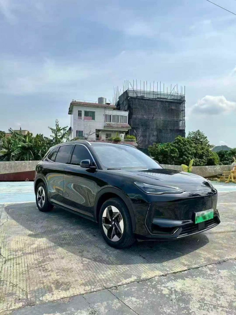 广州25年吉利银河3