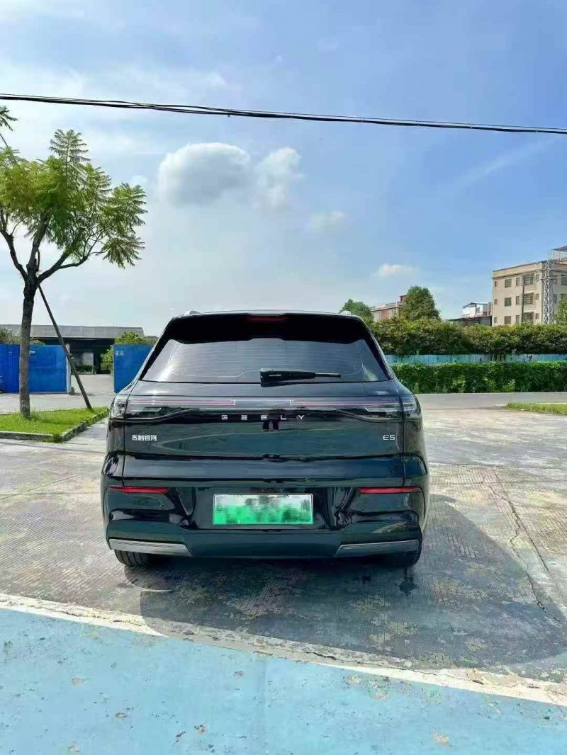 广州25年吉利银河9