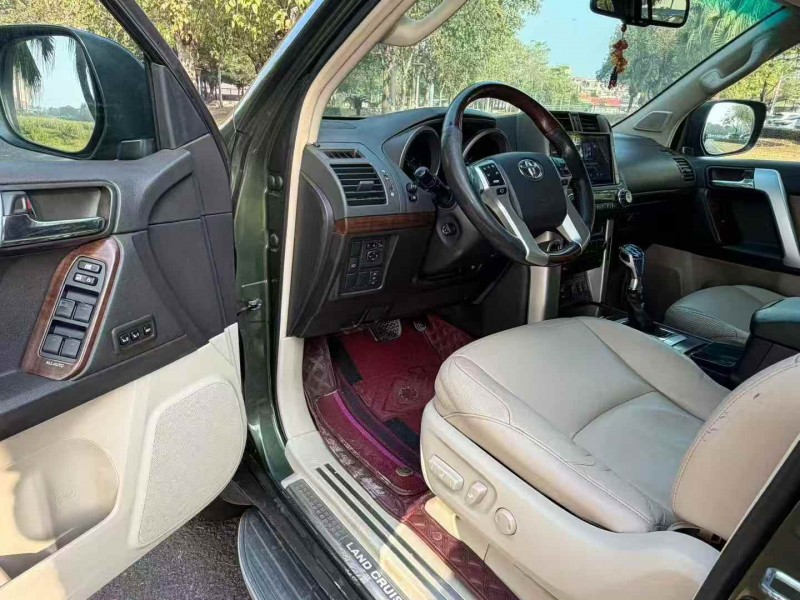 广州13年丰田普拉多6