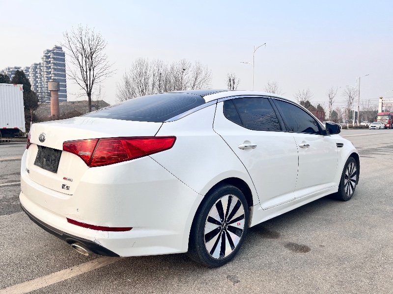 南阳13年起亚K59