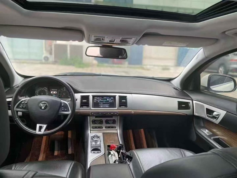 青岛15年捷豹XF6