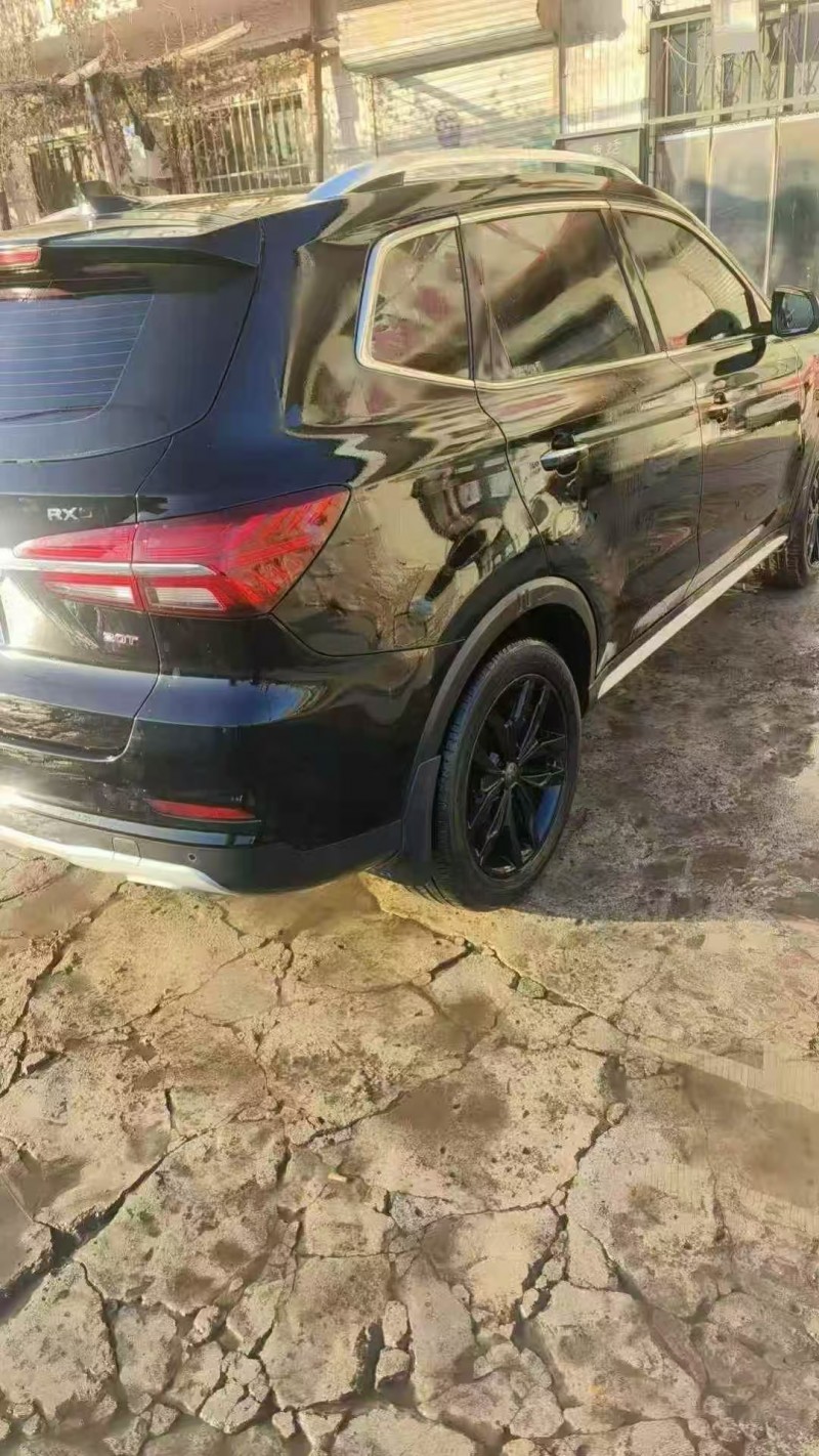 石家庄17年荣威RX56