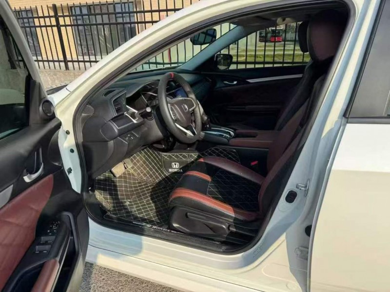 广州19年本田思域8