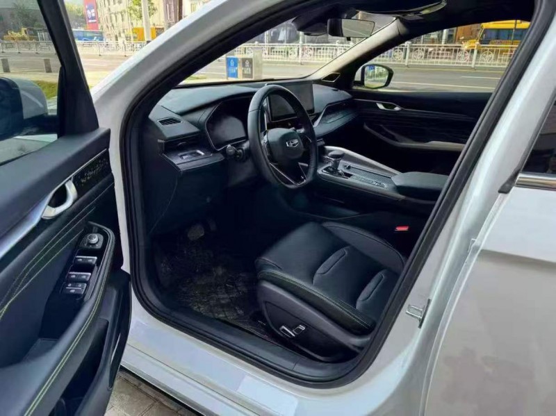 广州23年吉利星瑞8