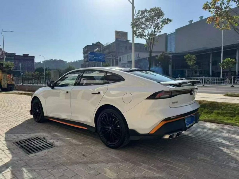 广州25年长安汽车UNI4