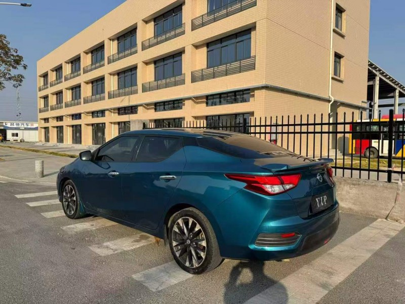 广州18年日产蓝鸟5