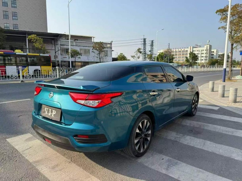 广州18年日产蓝鸟6