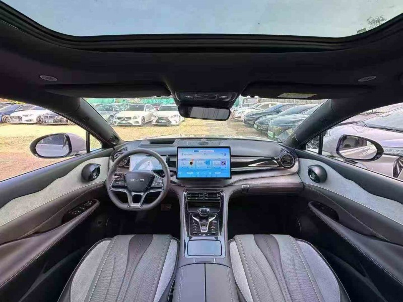 湛江24年比亚迪护卫舰6