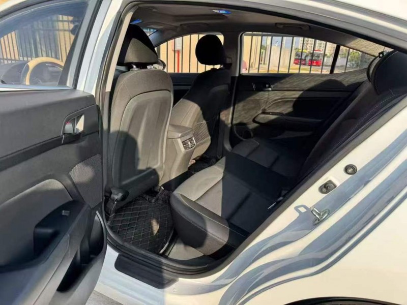 广州19年现代领动9