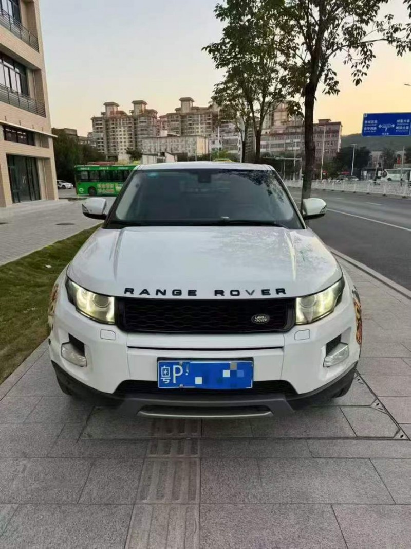 广州13年路虎极光1