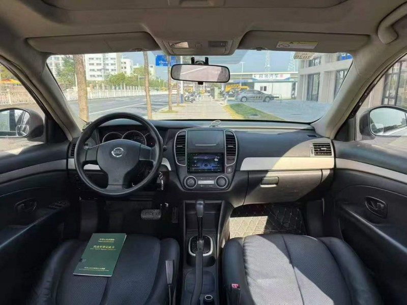 广州18年日产轩逸4