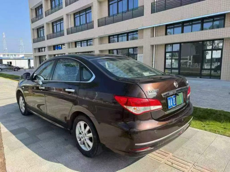 广州18年日产轩逸6