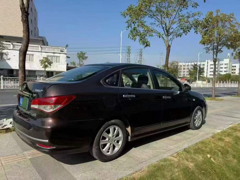 广州18年日产轩逸7