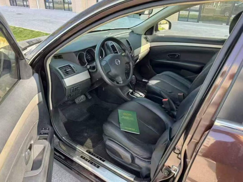 广州18年日产轩逸9