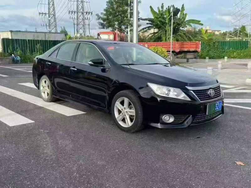 广州13年丰田凯美瑞2