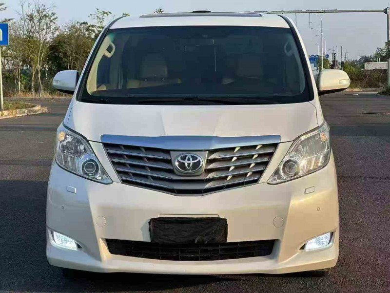 湛江11年丰田埃尔法1