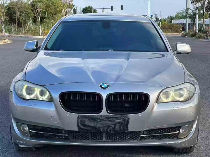 湛江12年宝马5系1