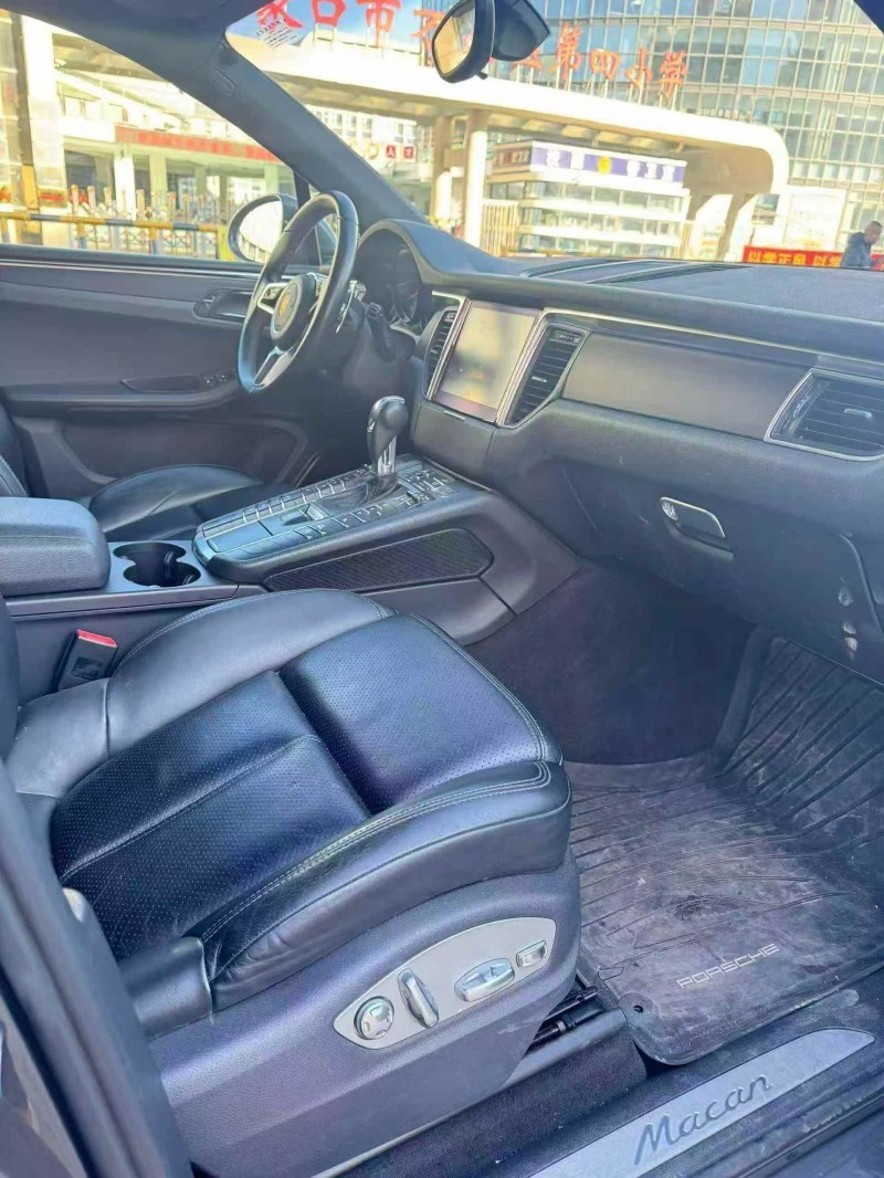 張家口15年保時捷Macan5