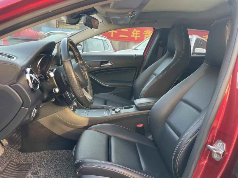 济南18年奔驰GLA7