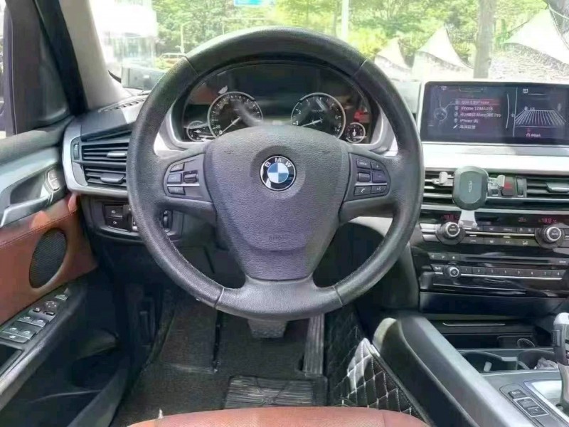 深圳18年宝马X56