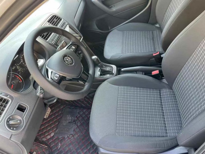 济南18年大众polo9