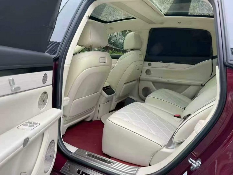 深圳24年华为智选享界6