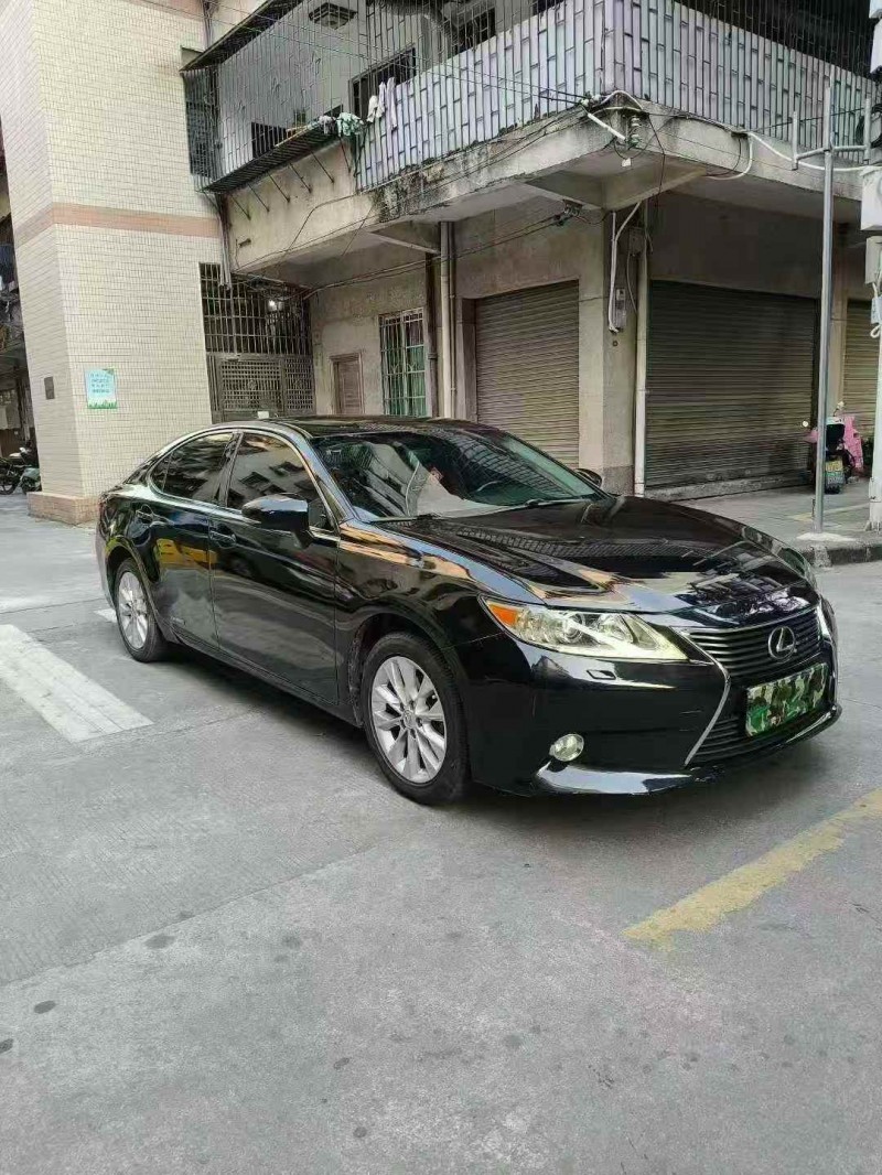 广州13年雷克萨斯ES3