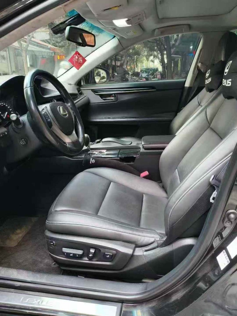 广州13年雷克萨斯ES4