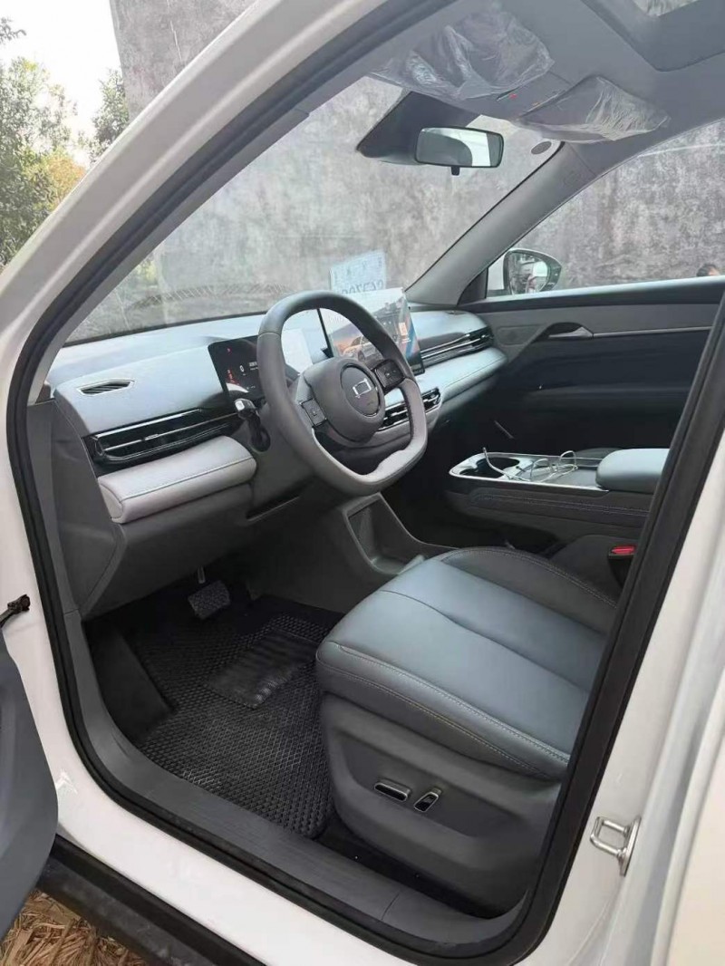 广州26年奔腾悦意4