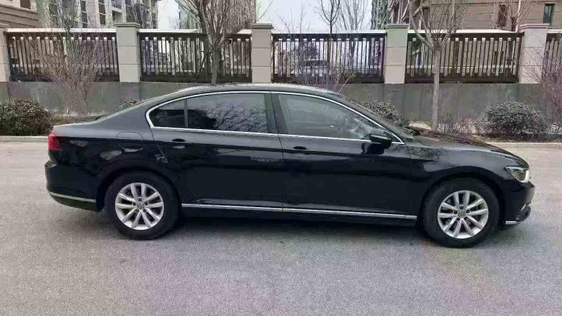 济宁17年大众帕萨特7