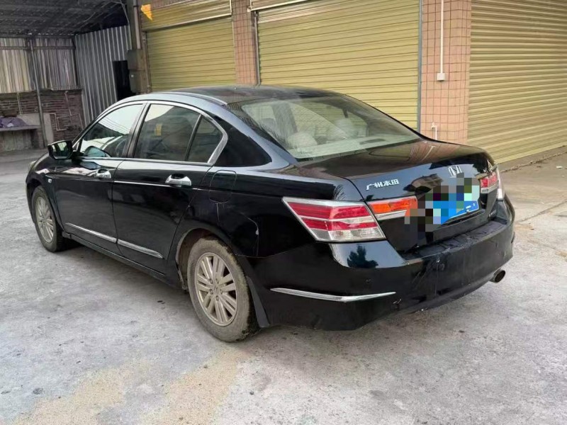 广州13年本田雅阁7