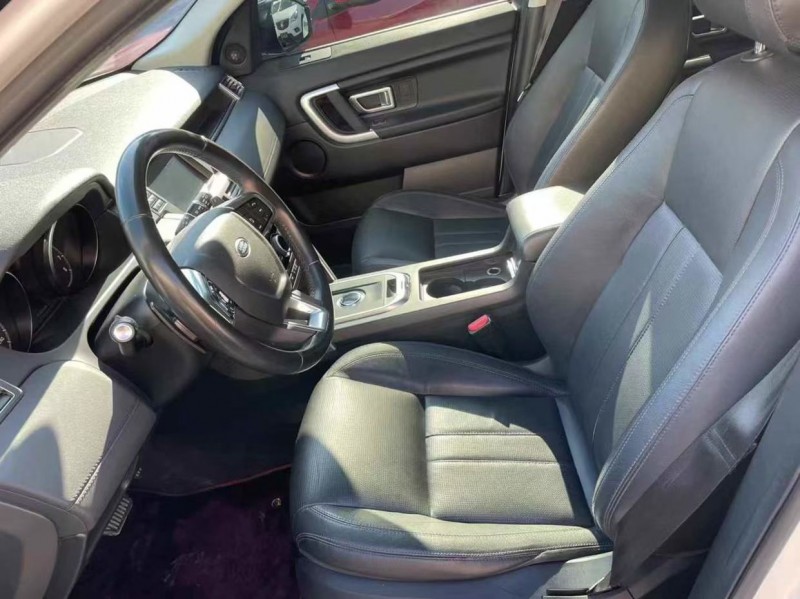 济南17年路虎发现神行8