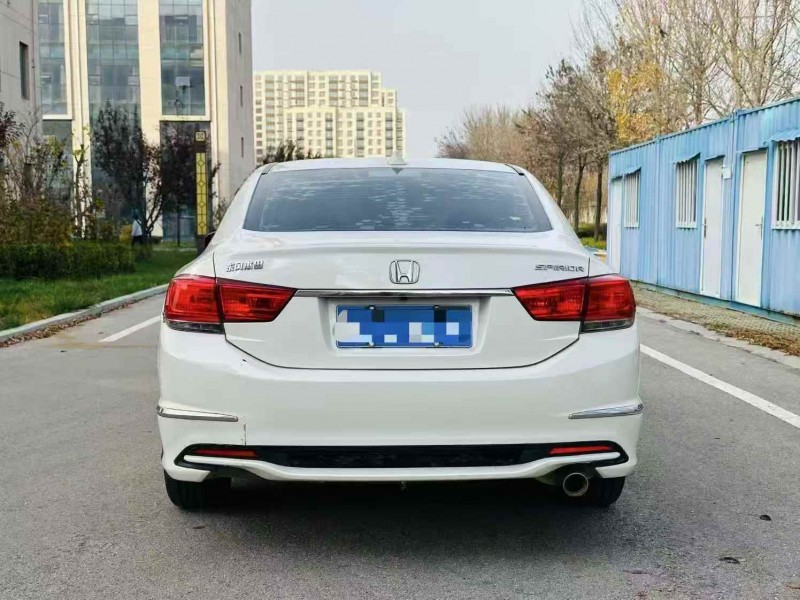 潍坊17年本田思铂睿9