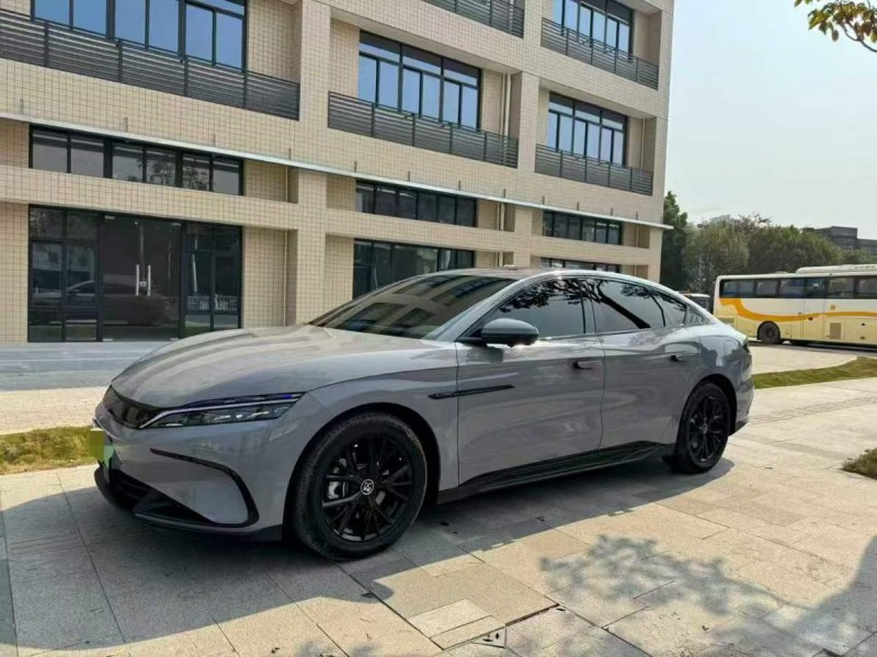 广州25年比亚迪汉2