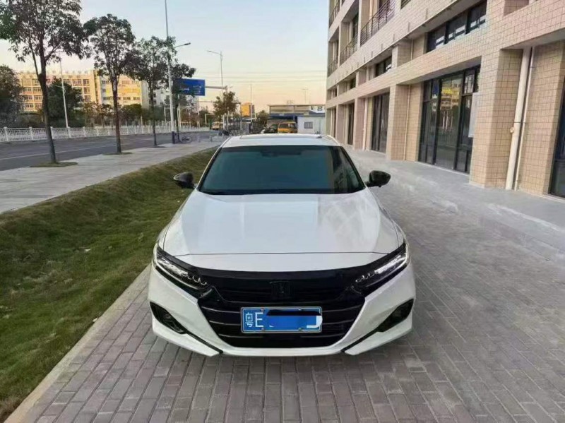 广州22年本田雅阁1