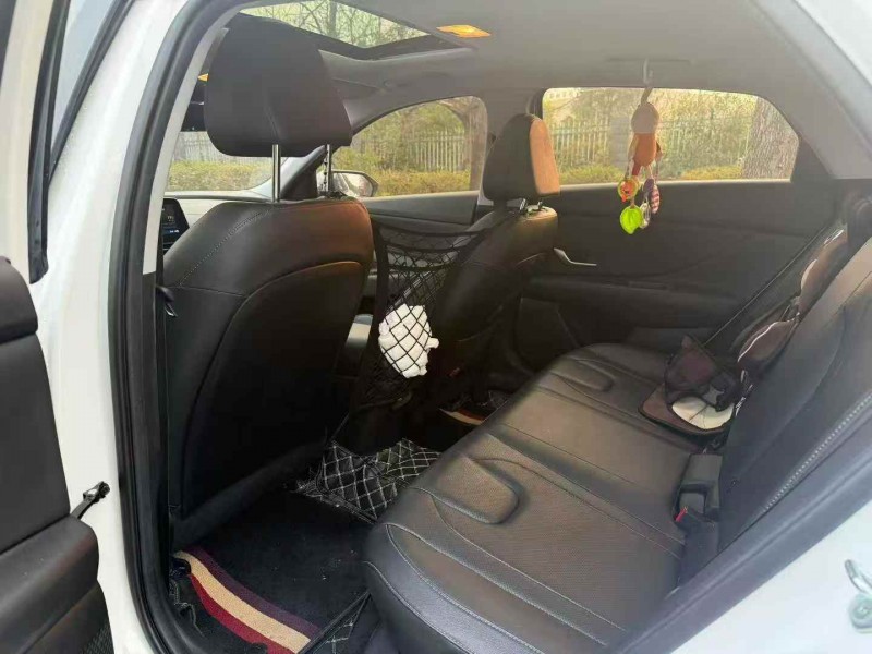 常德23年现代伊兰特7