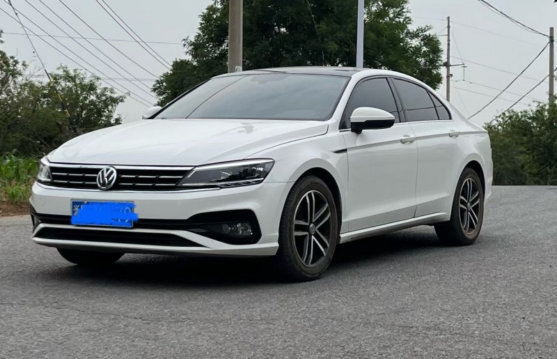 青岛20年大众凌渡2