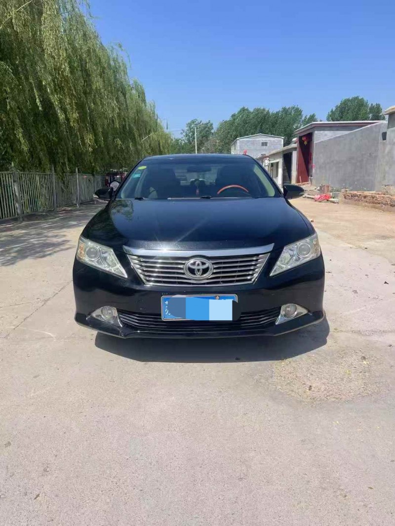 济宁15年丰田凯美瑞1