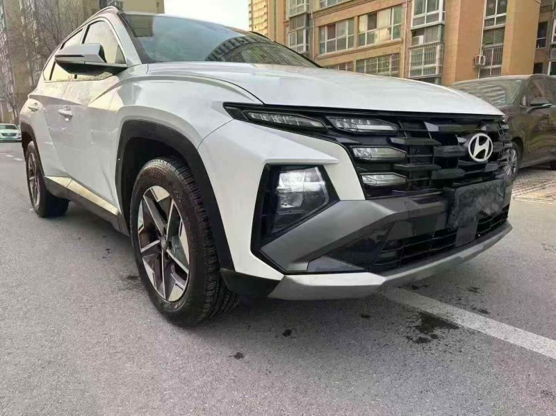 张家界25年现代途胜3