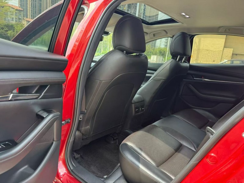 平顶山19年马自达昂克赛拉5