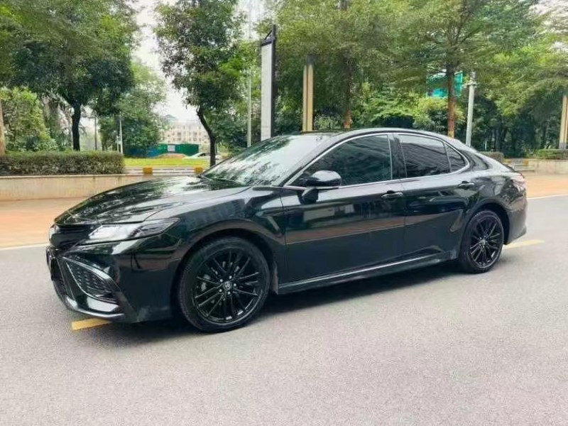 东莞24年丰田凯美瑞3