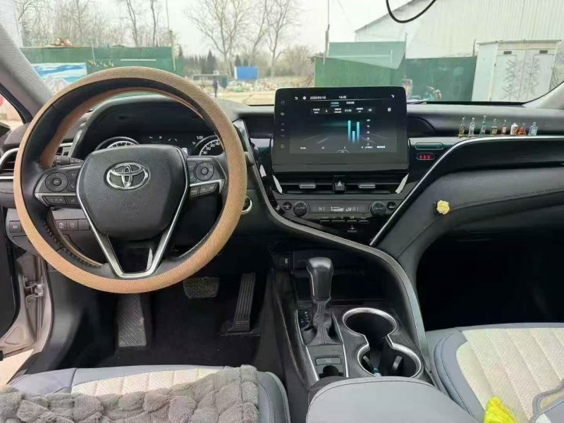 济宁23年丰田凯美瑞3