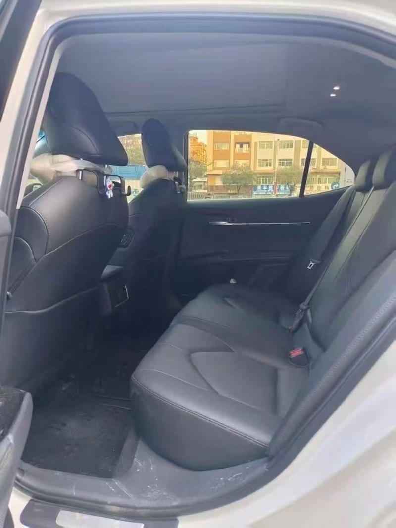 东莞24年丰田凯美瑞6