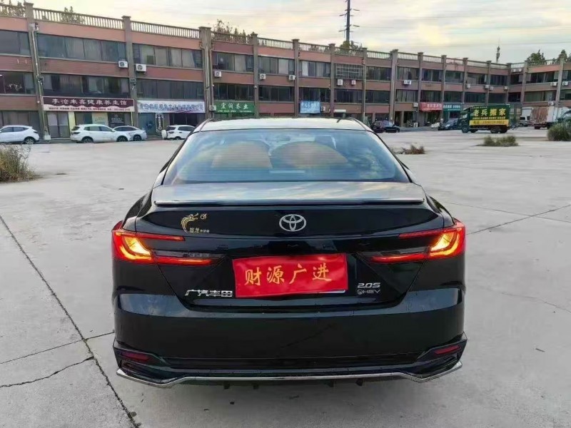 青岛25年丰田凯美瑞9