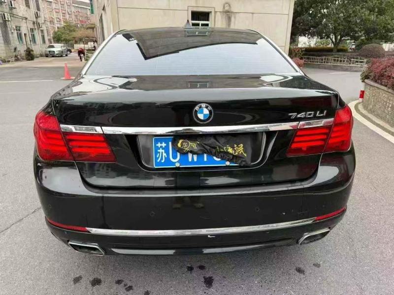 金华24年宝马7系7
