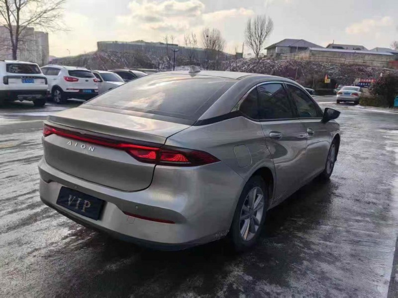 东营23年传祺埃安S8