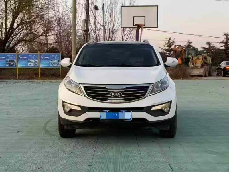 青島14年起亞智跑1