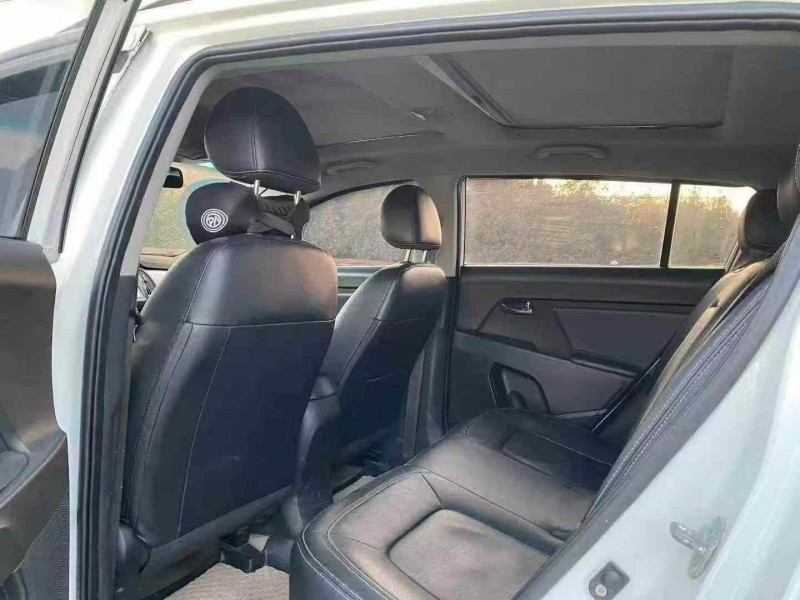 青島14年起亞智跑5